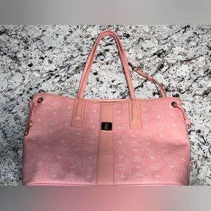 MCM BLOSSOM PINK Reversible Liz Shopper in Visetos